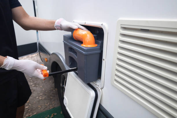 Portable Toilet Options We Offer in Toledo, OH