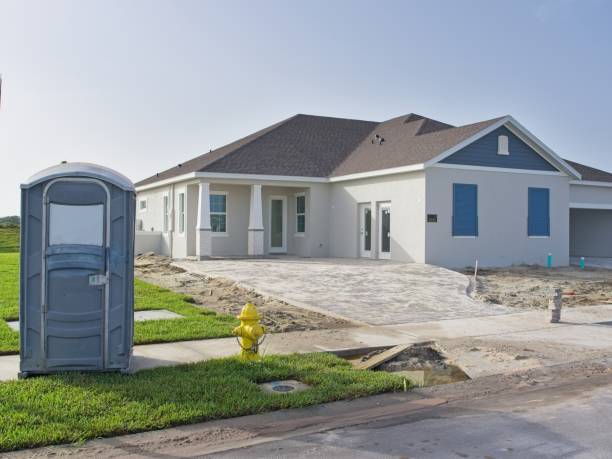 Portable Toilet Options We Offer in Toledo, OH